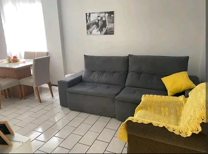 Alloggio in famiglia Appartamento Quarto Em Apartamento Da Sandra Balneário Camboriú